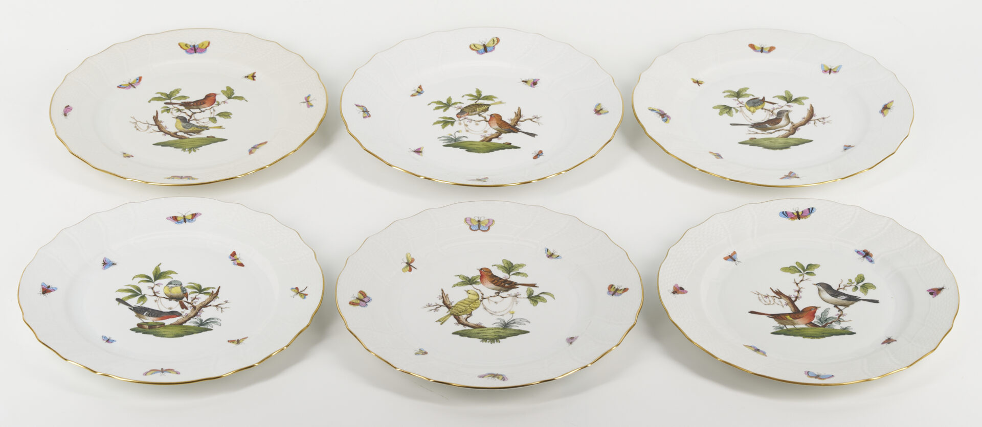 Lot 447: 36 Herend Rothschild Bird Plates