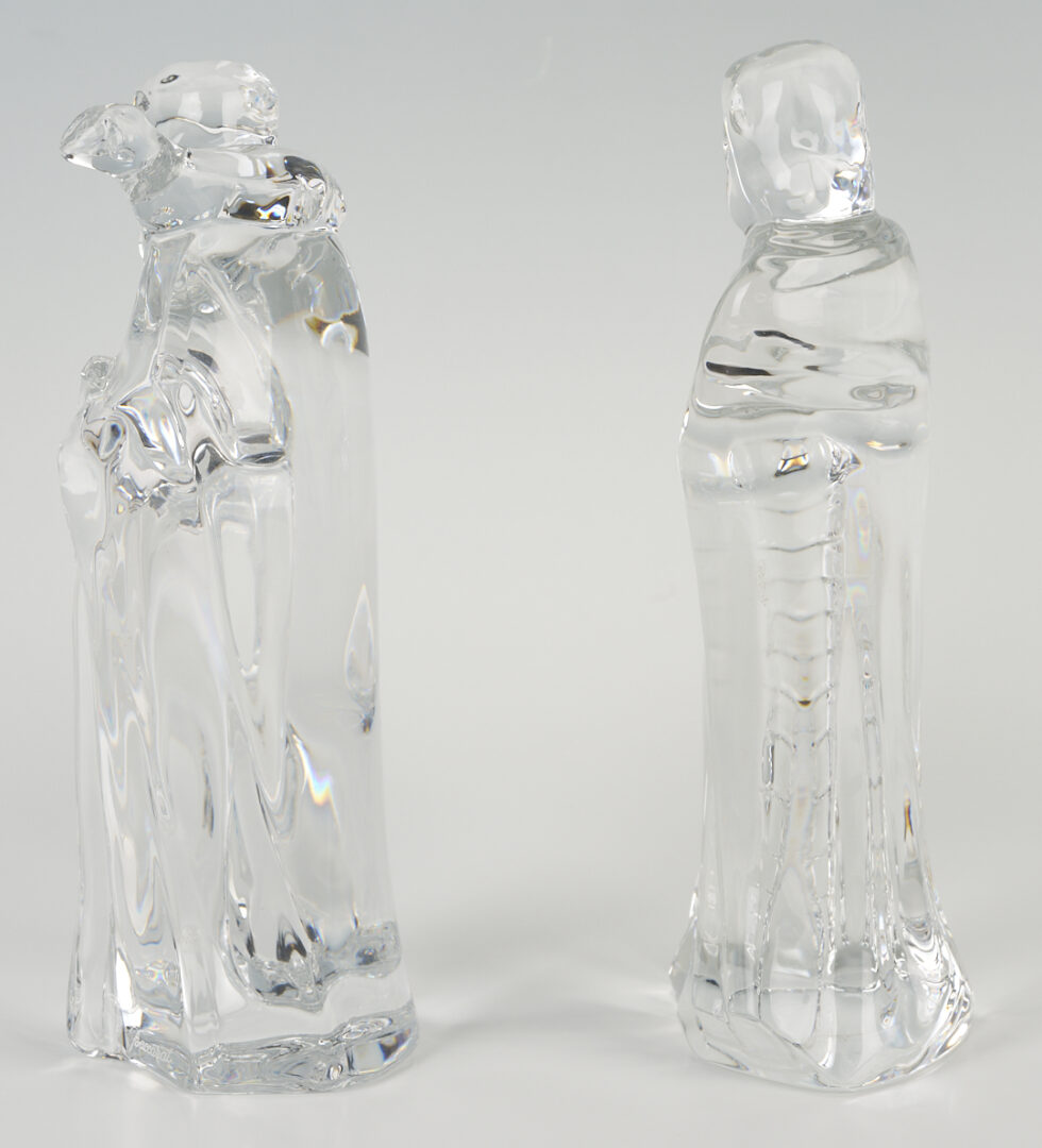 Lot 468: Baccarat Crystal Nativity Set, 7 Pcs.