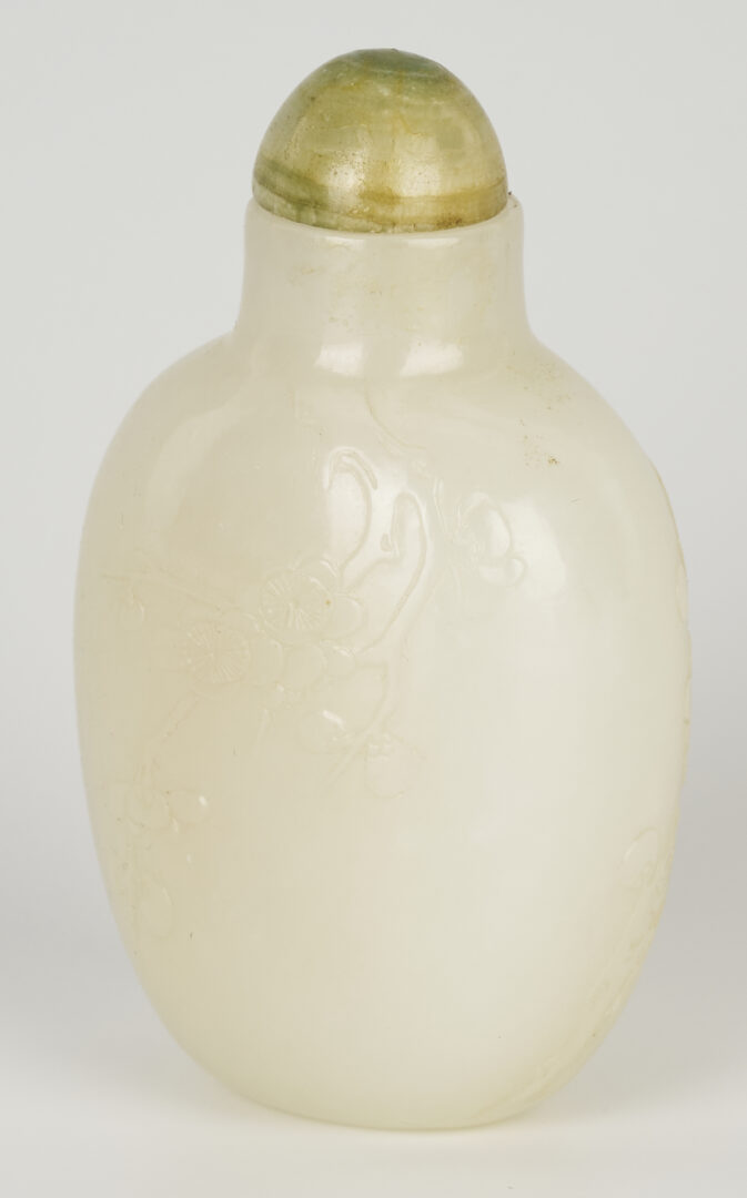 Lot 4: Chinese Relief Carved White Jade Snuff Bottle