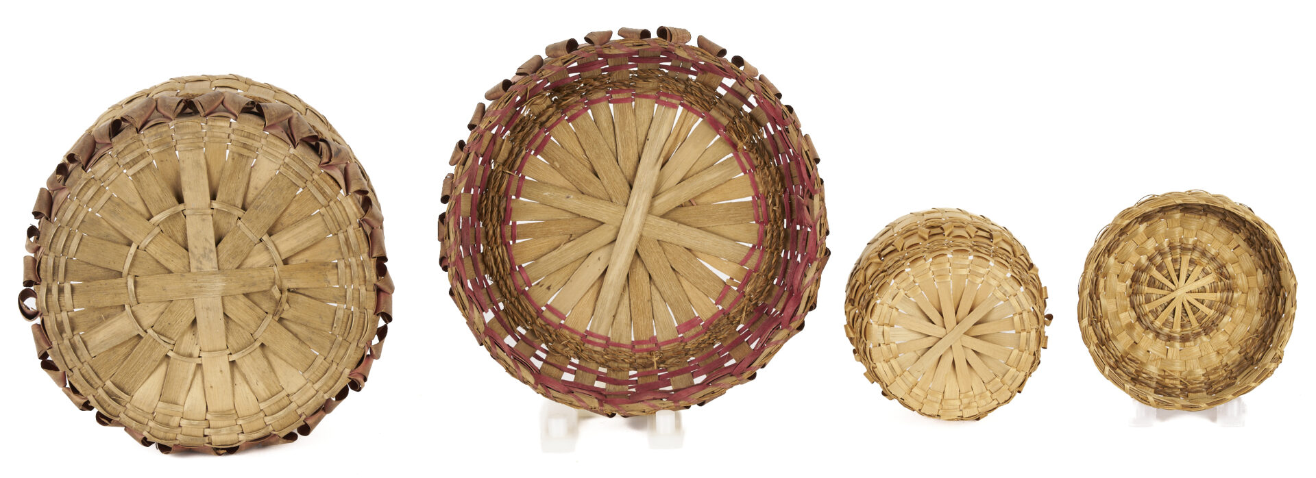 Lot 552: 5 Native American Baskets