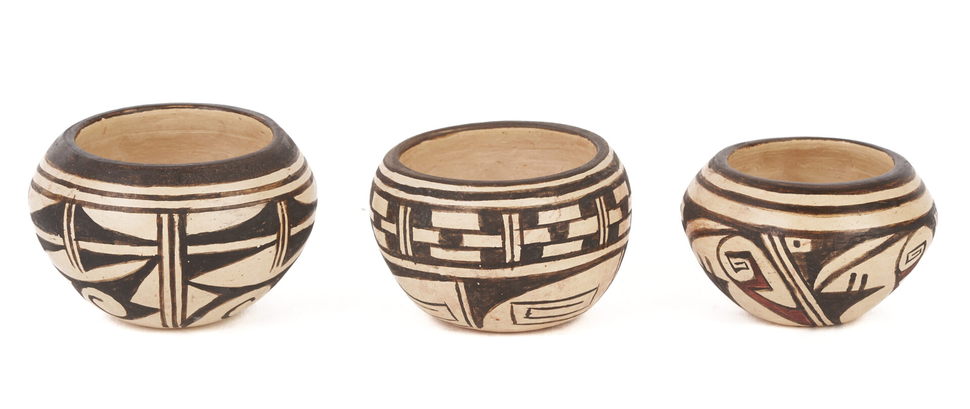 Lot 557: 6 Hopi Miniature Pottery Bowls by Delaine "Dee" Tootsie Chee