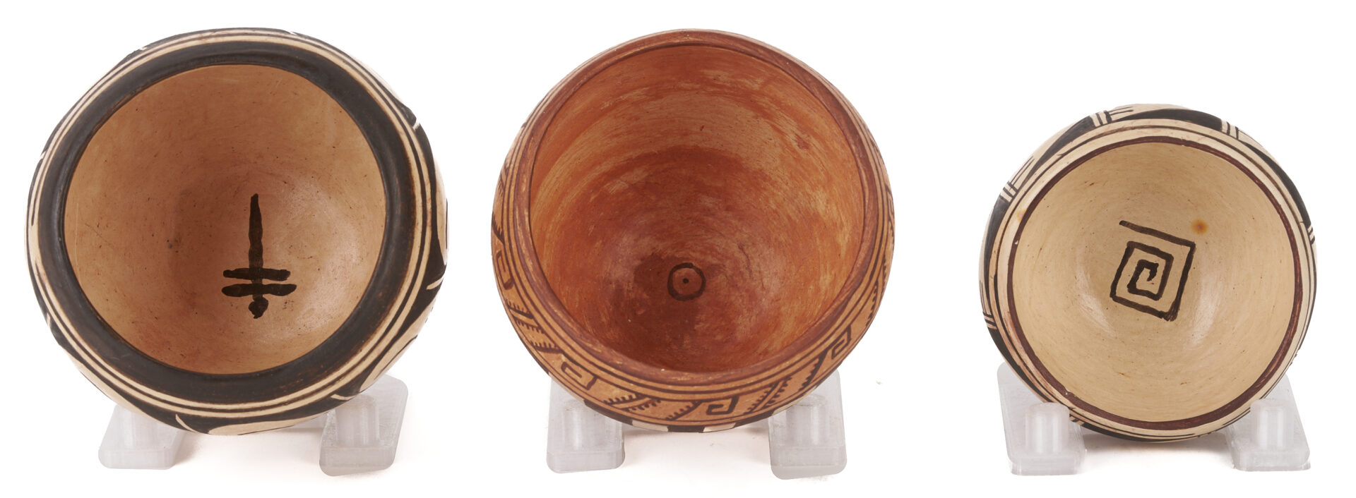 Lot 557: 6 Hopi Miniature Pottery Bowls by Delaine "Dee" Tootsie Chee