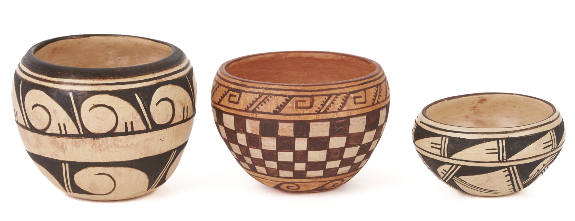 Lot 557: 6 Hopi Miniature Pottery Bowls by Delaine "Dee" Tootsie Chee