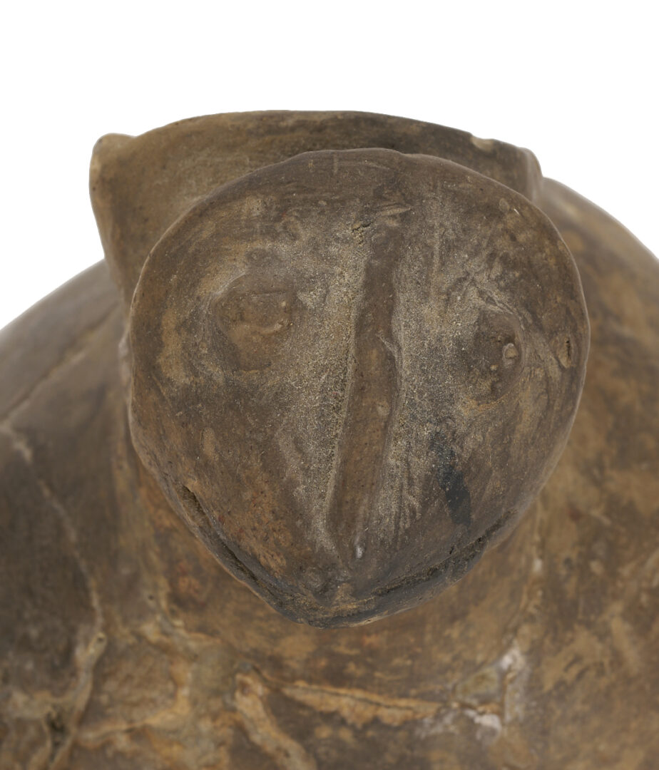 Lot 562: Mississippian Frog Effigy Vessel