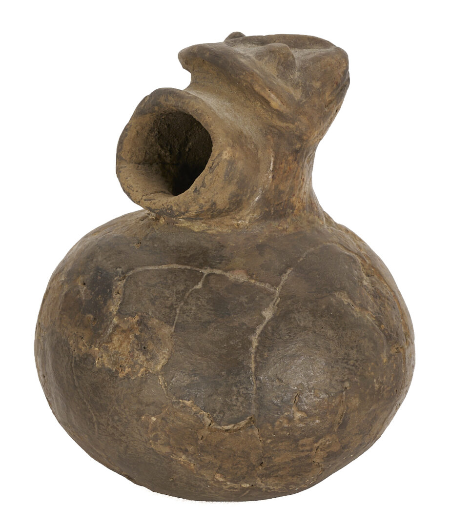 Lot 562: Mississippian Frog Effigy Vessel