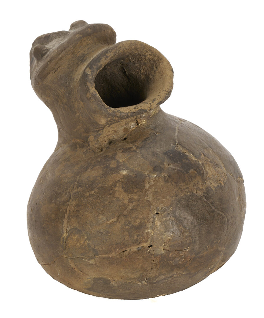 Lot 562: Mississippian Frog Effigy Vessel