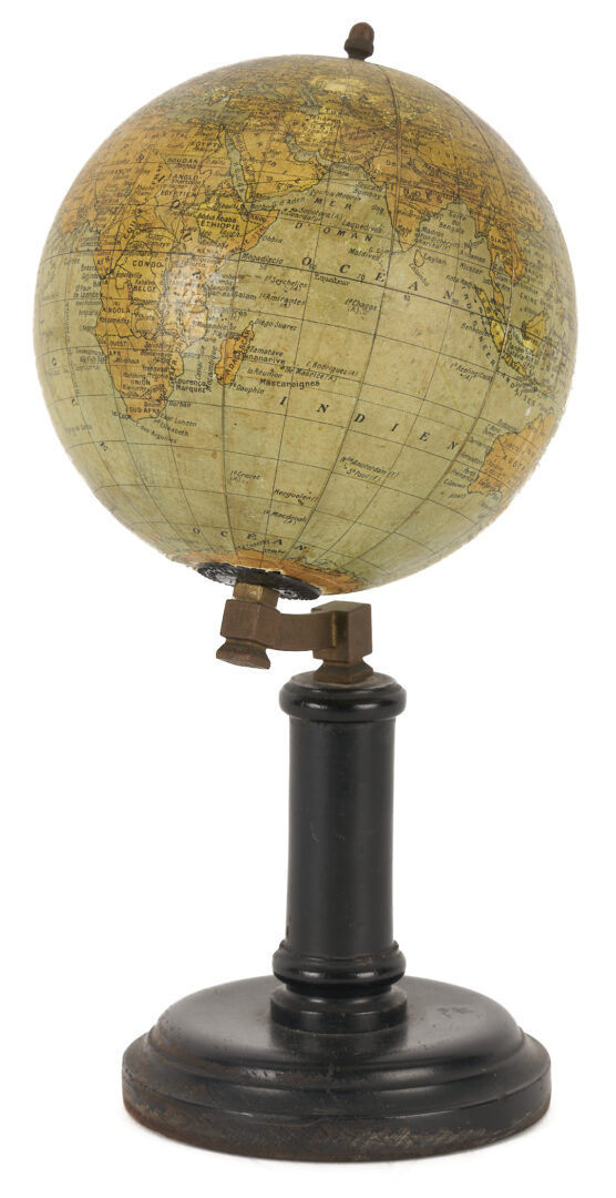 Lot 571: G. Thomas 6" French Globe on Stand