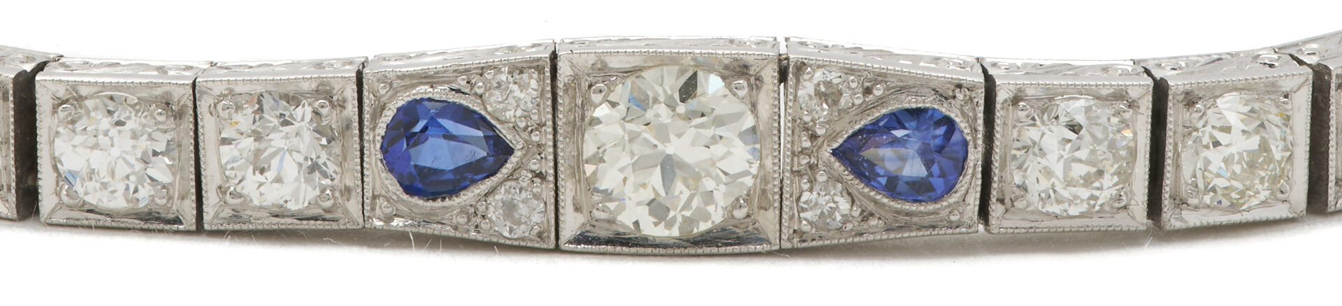 Lot 57: Lady's Antique Platinum Sapphire & Diamond Bracelet