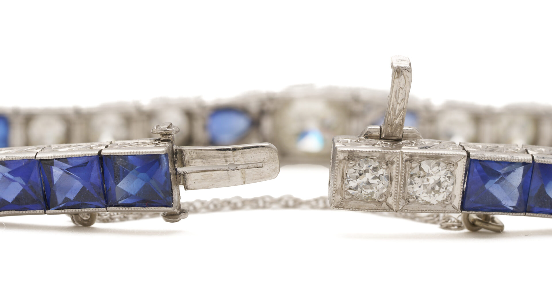 Lot 57: Lady's Antique Platinum Sapphire & Diamond Bracelet