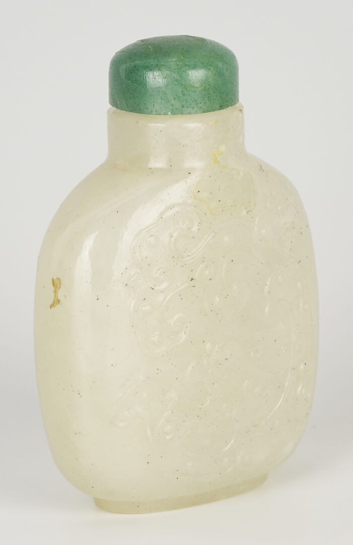 Lot 5: Chinese Carved White Jade Snuff Bottle, Phoenix Design