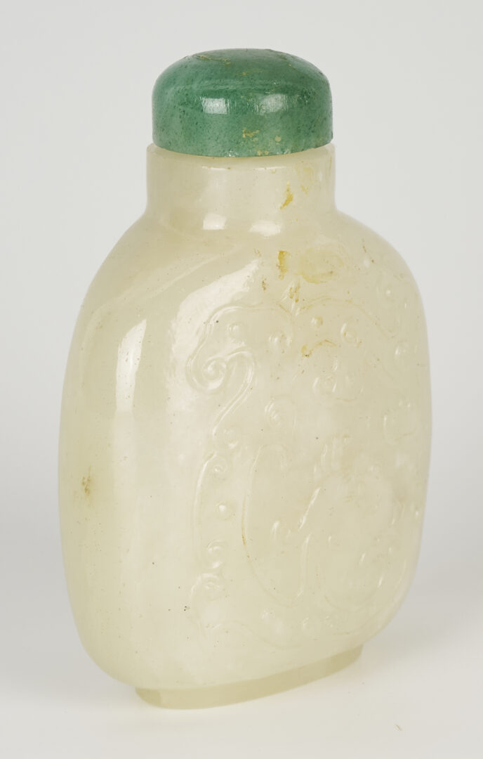 Lot 5: Chinese Carved White Jade Snuff Bottle, Phoenix Design