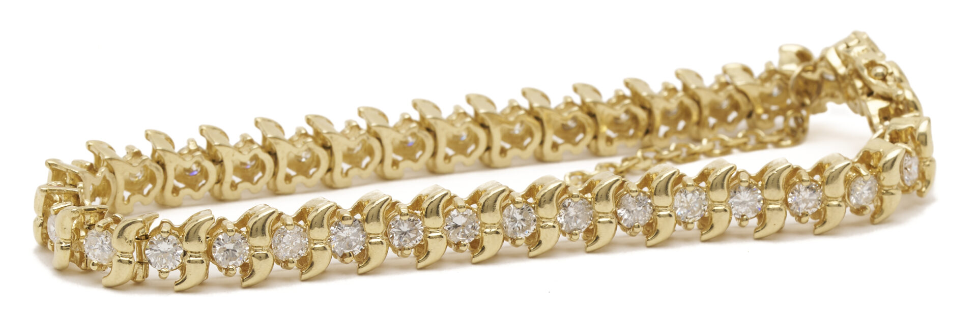 Lot 685: Ladies' 14K Gold and Diamond Tennis Bracelet