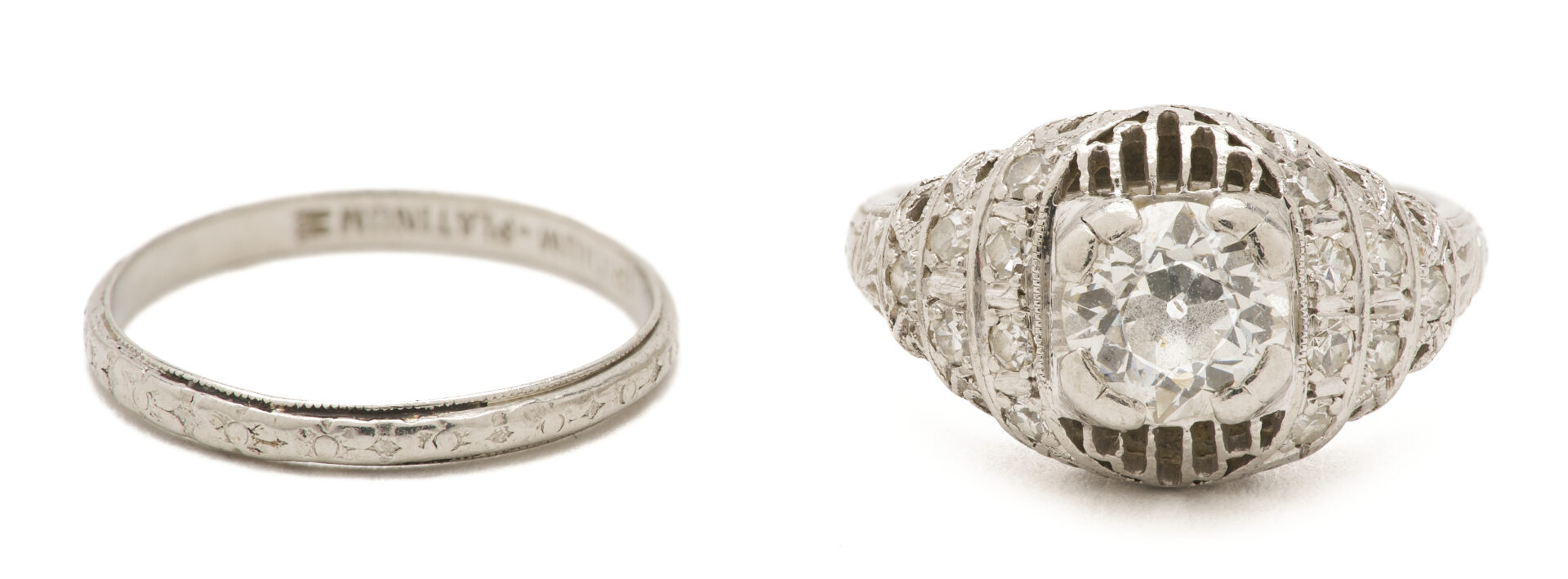 Lot 693: Platinum & Diamong Ring Wedding Set