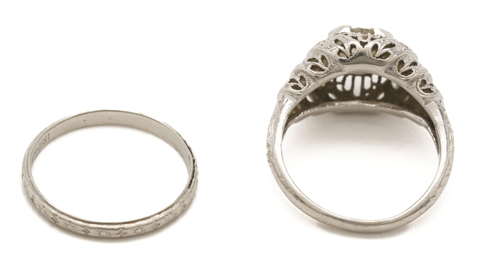 Lot 693: Platinum & Diamong Ring Wedding Set