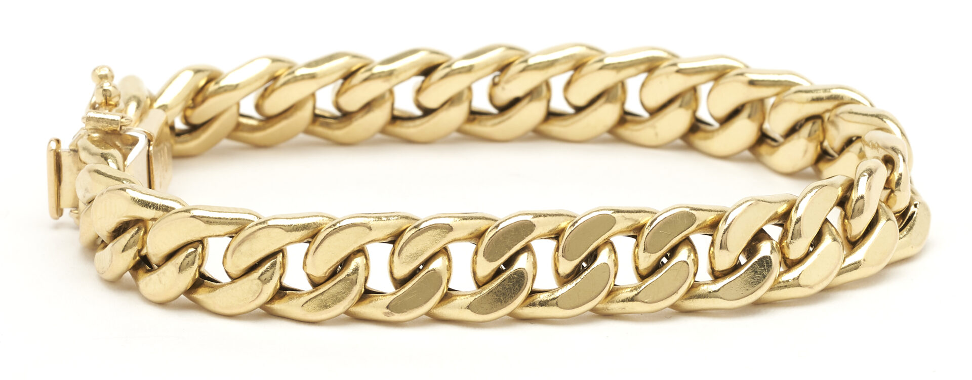 Lot 700: 18K Gold Chain Bracelet