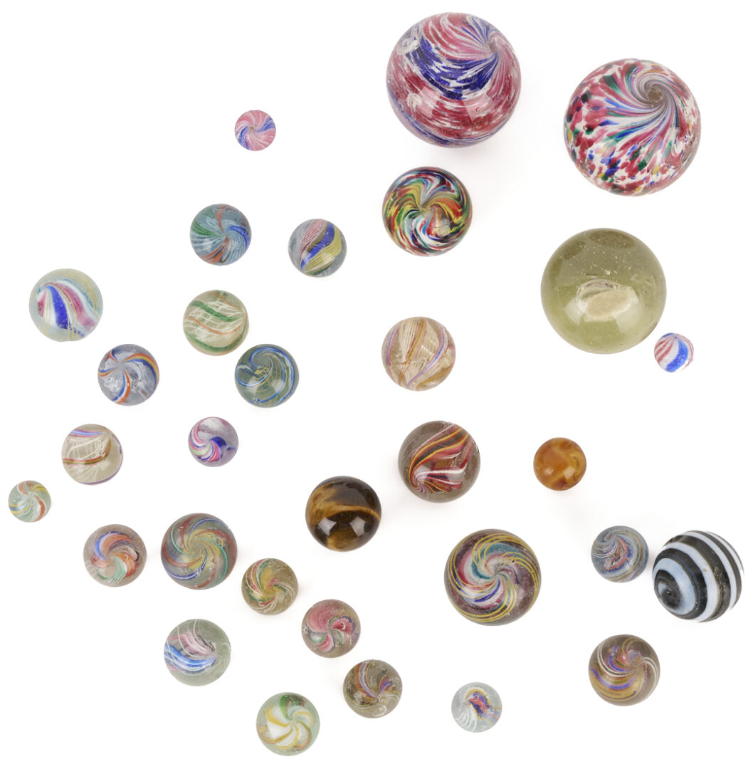 Lot 751: 31 Marbles incl. Transparent Swirl, Onion Skin