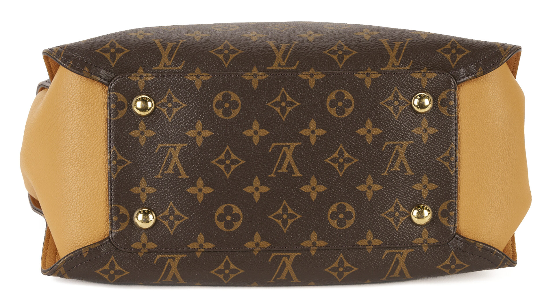 Lot 759: Louis Vuitton Epice Gaia Bag