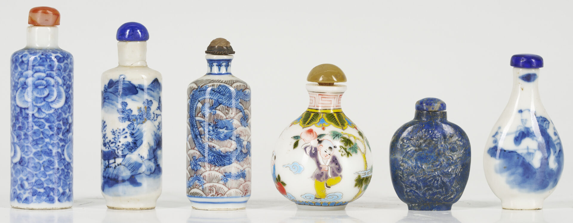 Lot 778: 6 Chinese Snuff Bottles