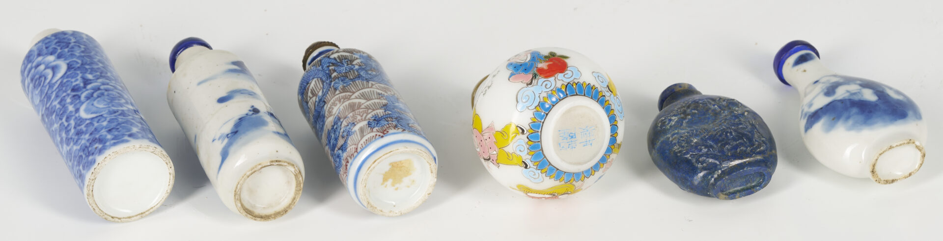 Lot 778: 6 Chinese Snuff Bottles