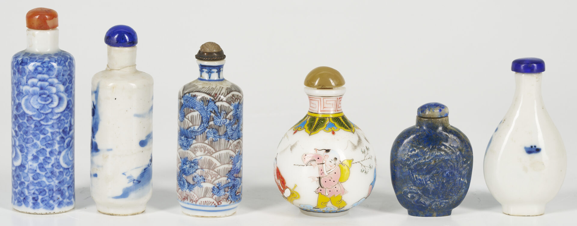 Lot 778: 6 Chinese Snuff Bottles