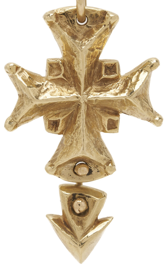 Lot 835: 14K Gold James Avery Cross Pendant