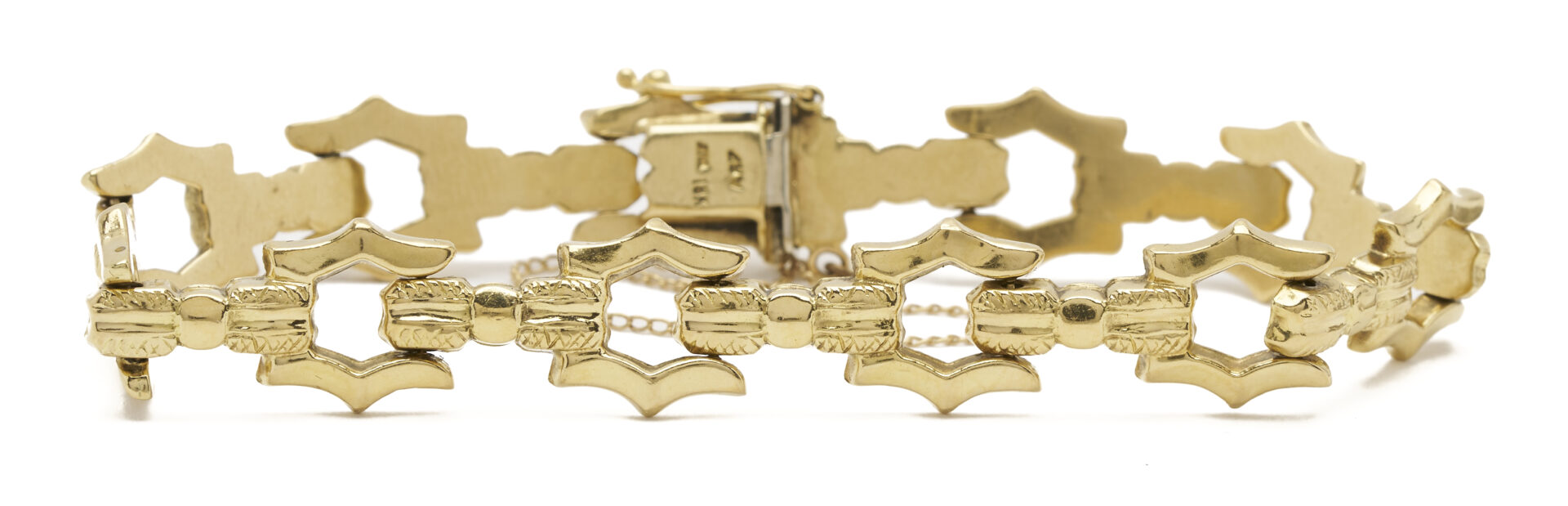 Lot 856: 18K Yellow Gold Bracelet