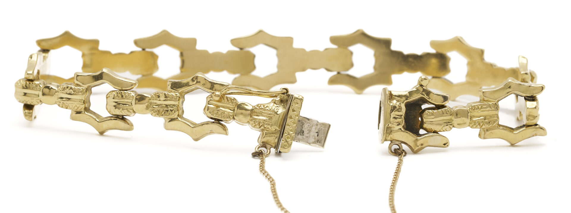 Lot 856: 18K Yellow Gold Bracelet