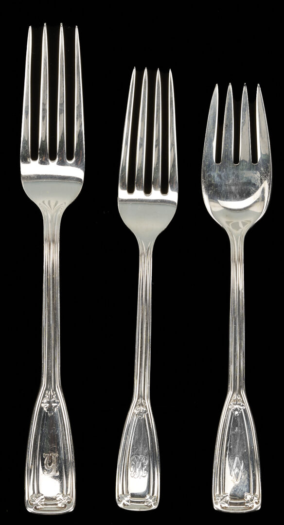 Lot 877: Tiffany Sterling 9 pc Place Setting, St. Dunstan