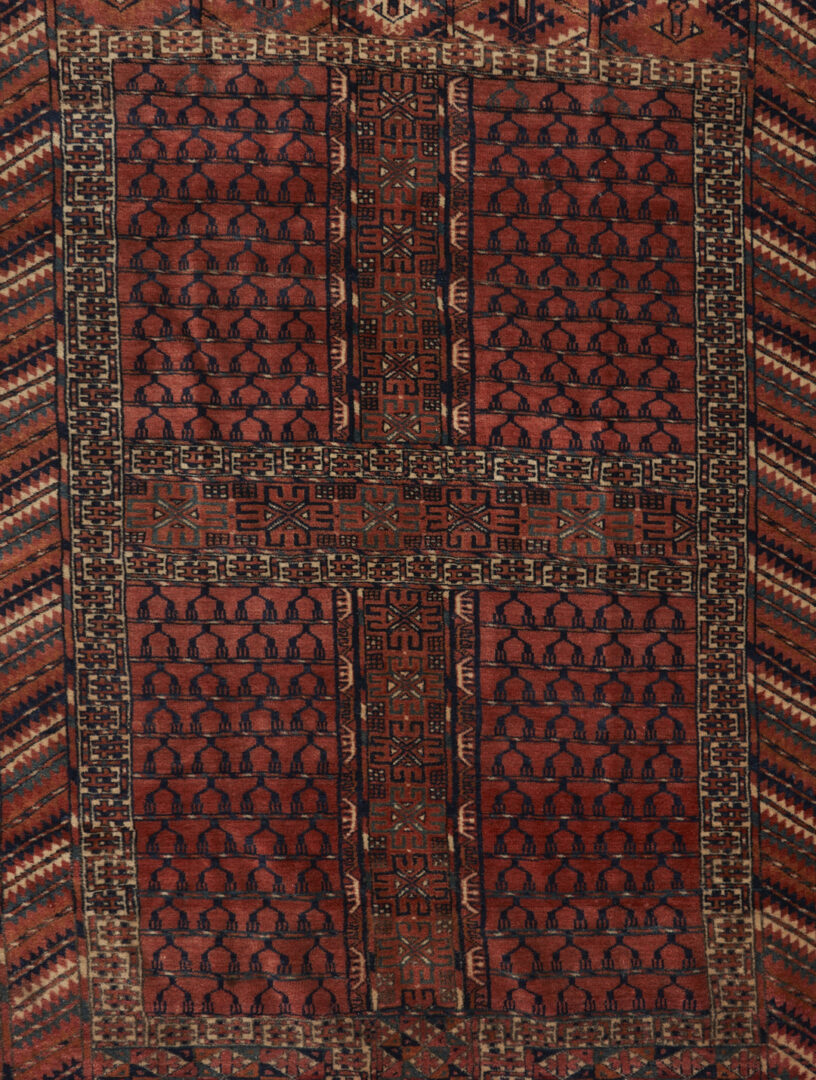 Lot 890: Antique Turkmen Tekke Ensi Rug, Bird-Head Design