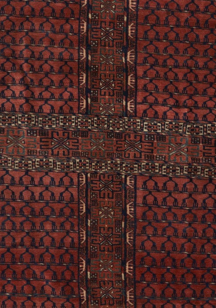 Lot 890: Antique Turkmen Tekke Ensi Rug, Bird-Head Design