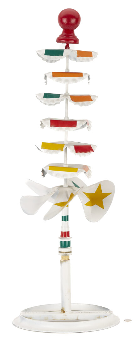 Lot 978: Vollis Simpson Bottlecap Whirligig