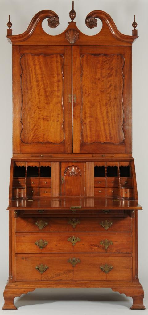 Lot 119: 18th Century Philadelphia Desk & Bookcase