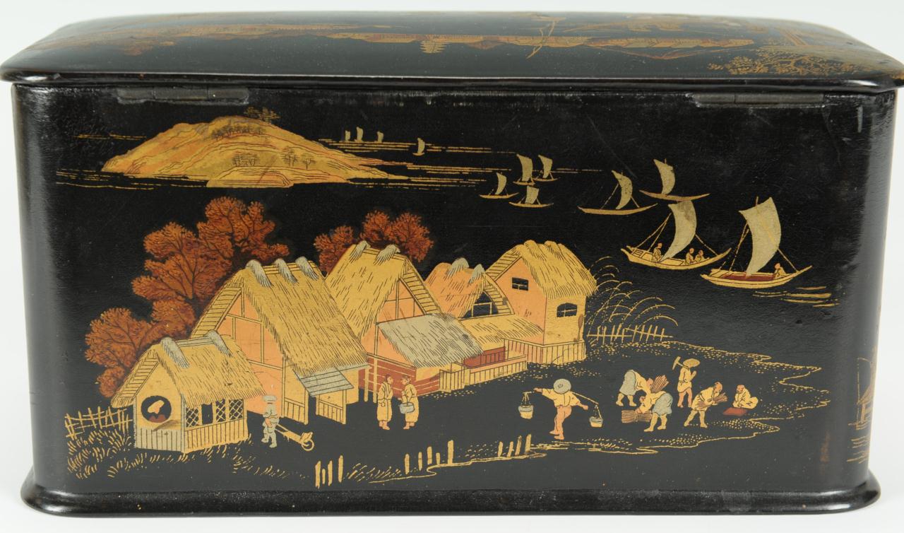 Lot 209: Japanese black lacquered tea caddy, late 19th c.