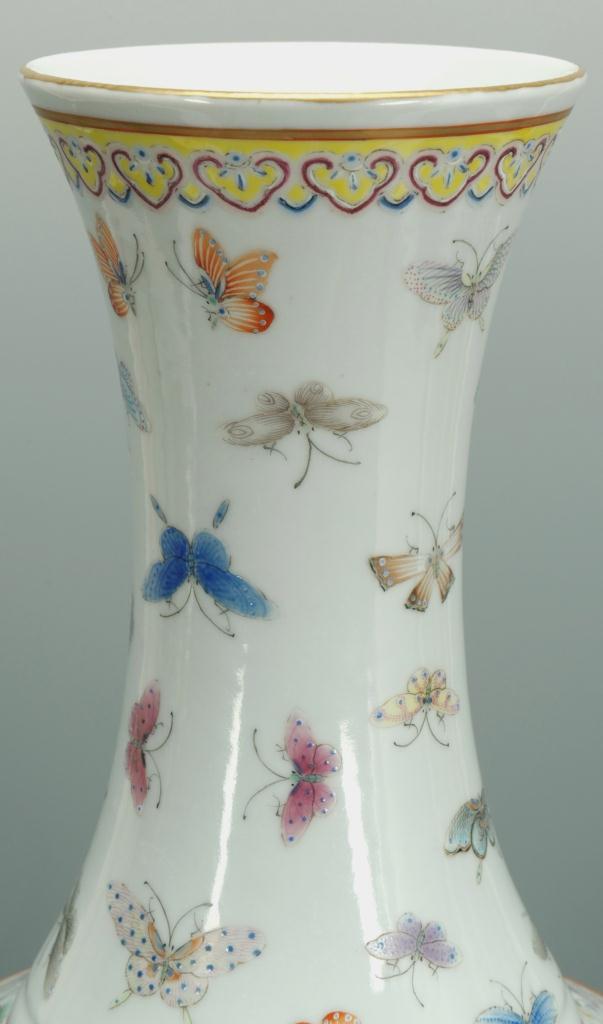 Lot 22: Large Famille Rose Vase, 100 Butterflies