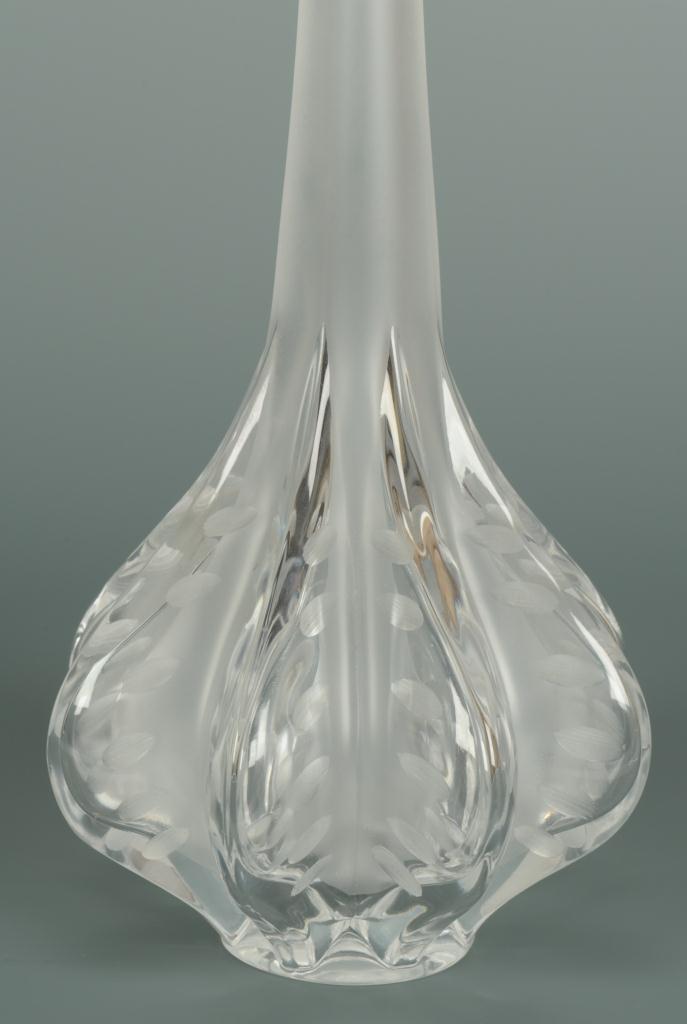 Lot 231: Lalique Claude Vase