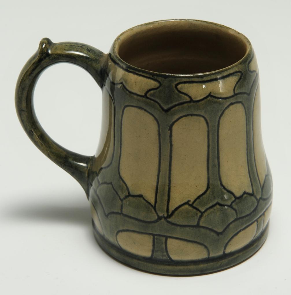 Lot 239: Newcomb College Art Pottery Mug, High Glaze
