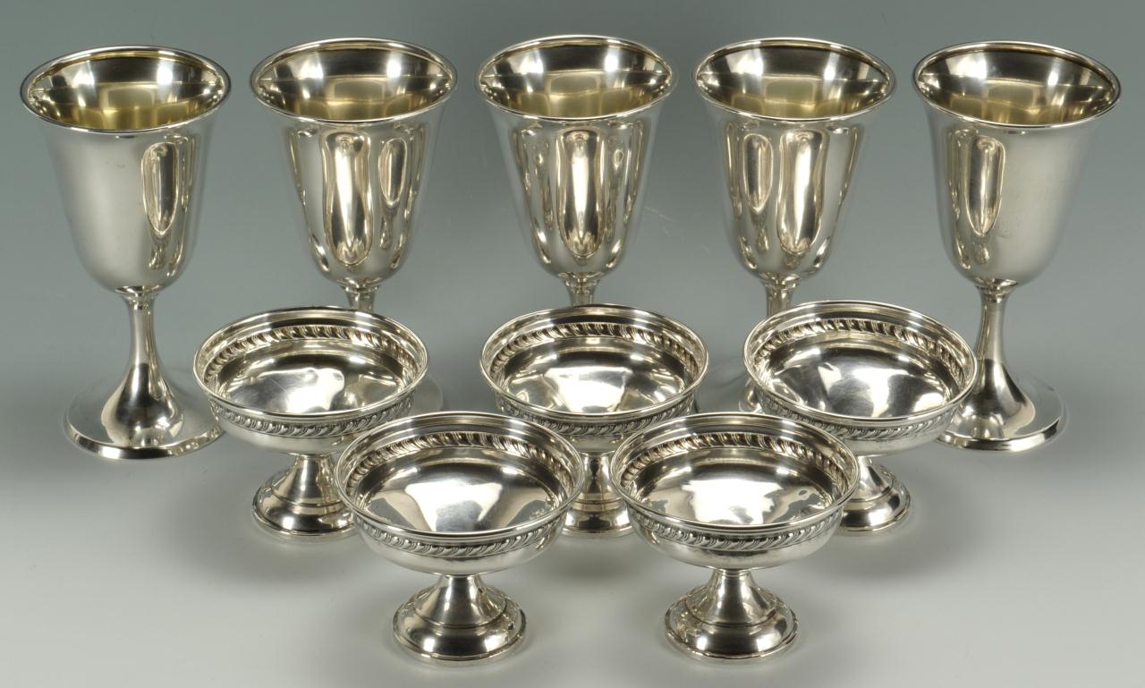 Lot 270: Sterling silver water goblets & sherberts, 10 pcs.