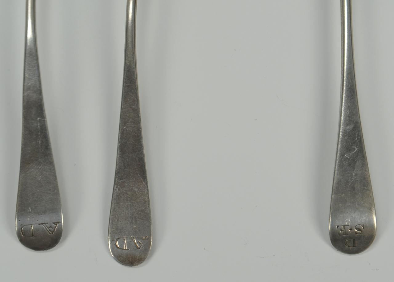 Lot 273: Group of 39 pieces sterling silver flatware