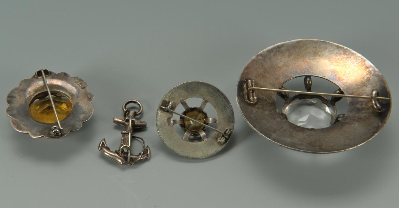 Lot 277: Agateware & stone jewelry items, 10K & silver