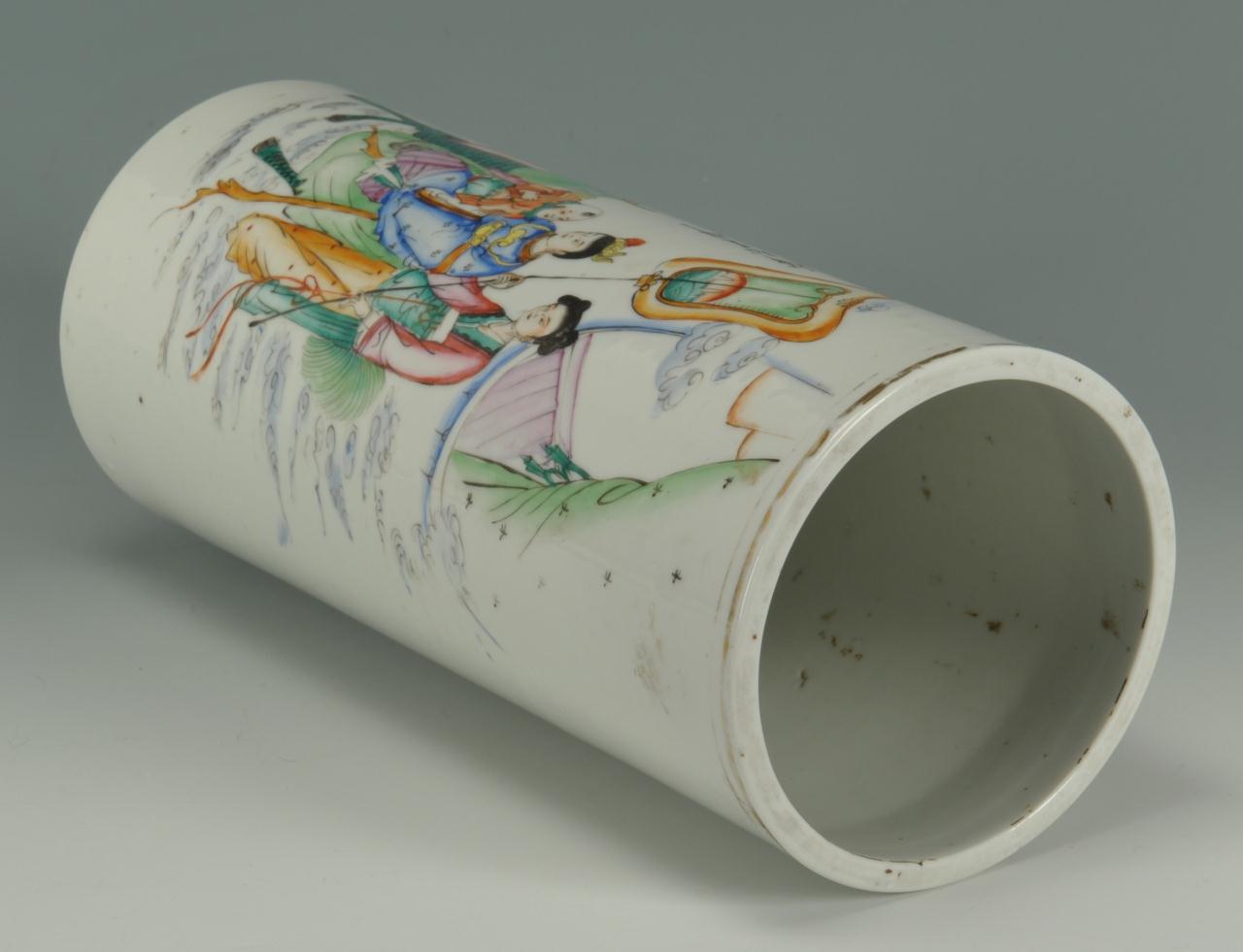 Lot 400: Chinese Republic Period Porcelain Cylinder vase