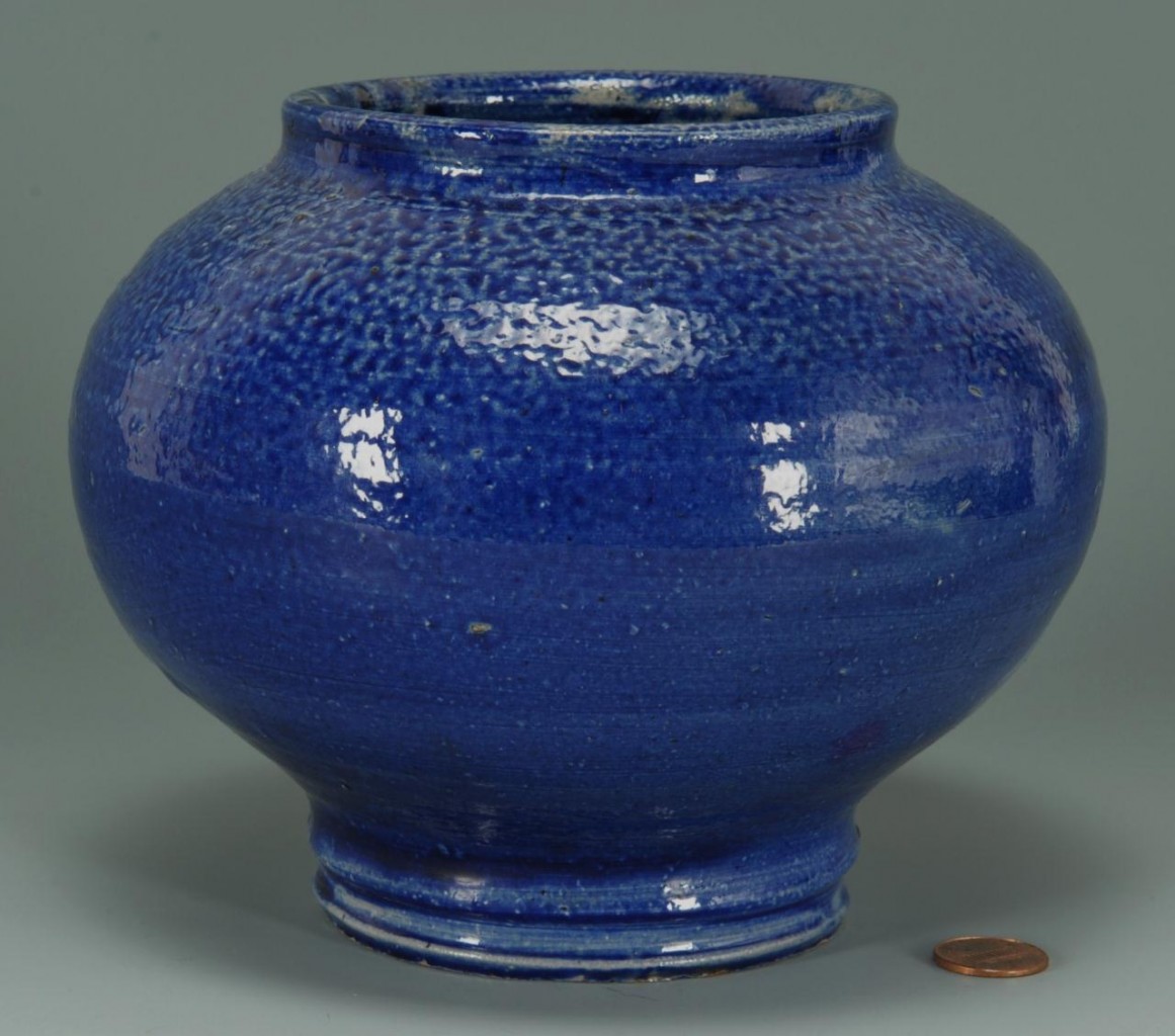 Lot 417: NC North State Pottery Footed Vase