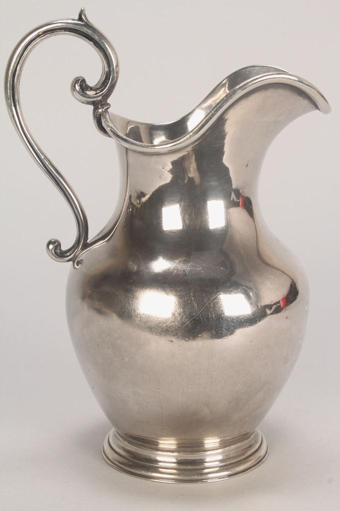 Lot 457: Coin silver sauce boat and creamer