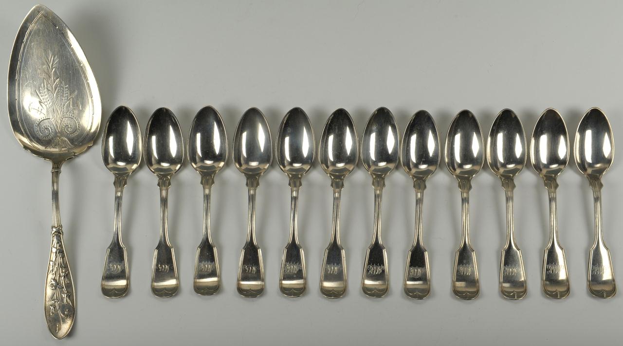 Lot 473: 12 Caldwell sterling spoons & Whiting sterling Pie