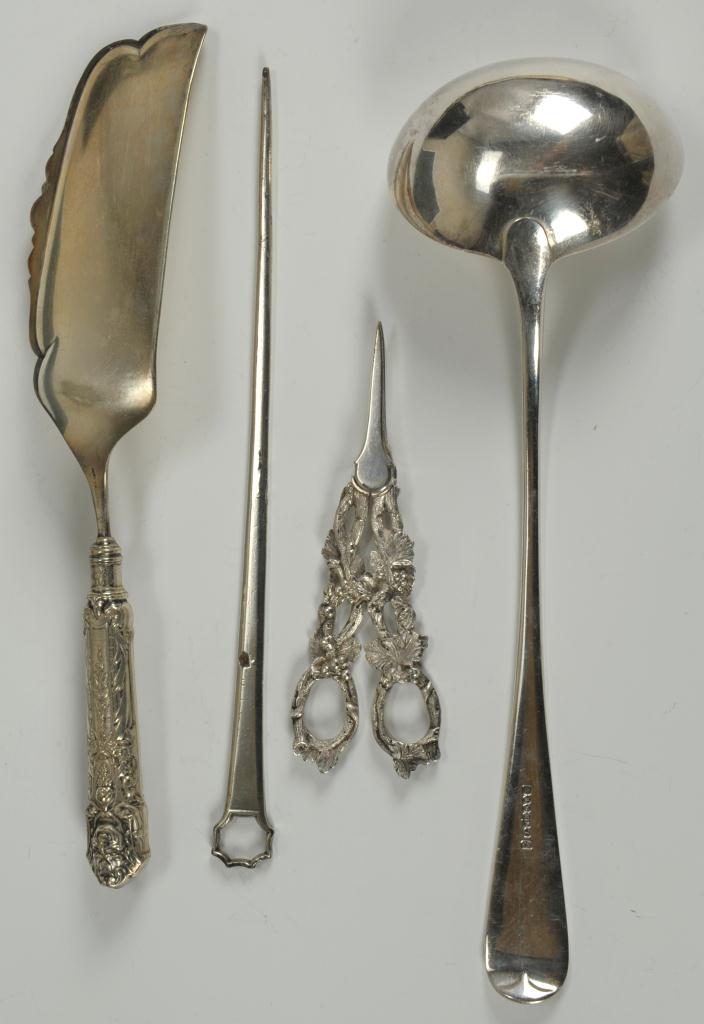 Lot 488: 14 pieces Victorian and Edwardian flatware