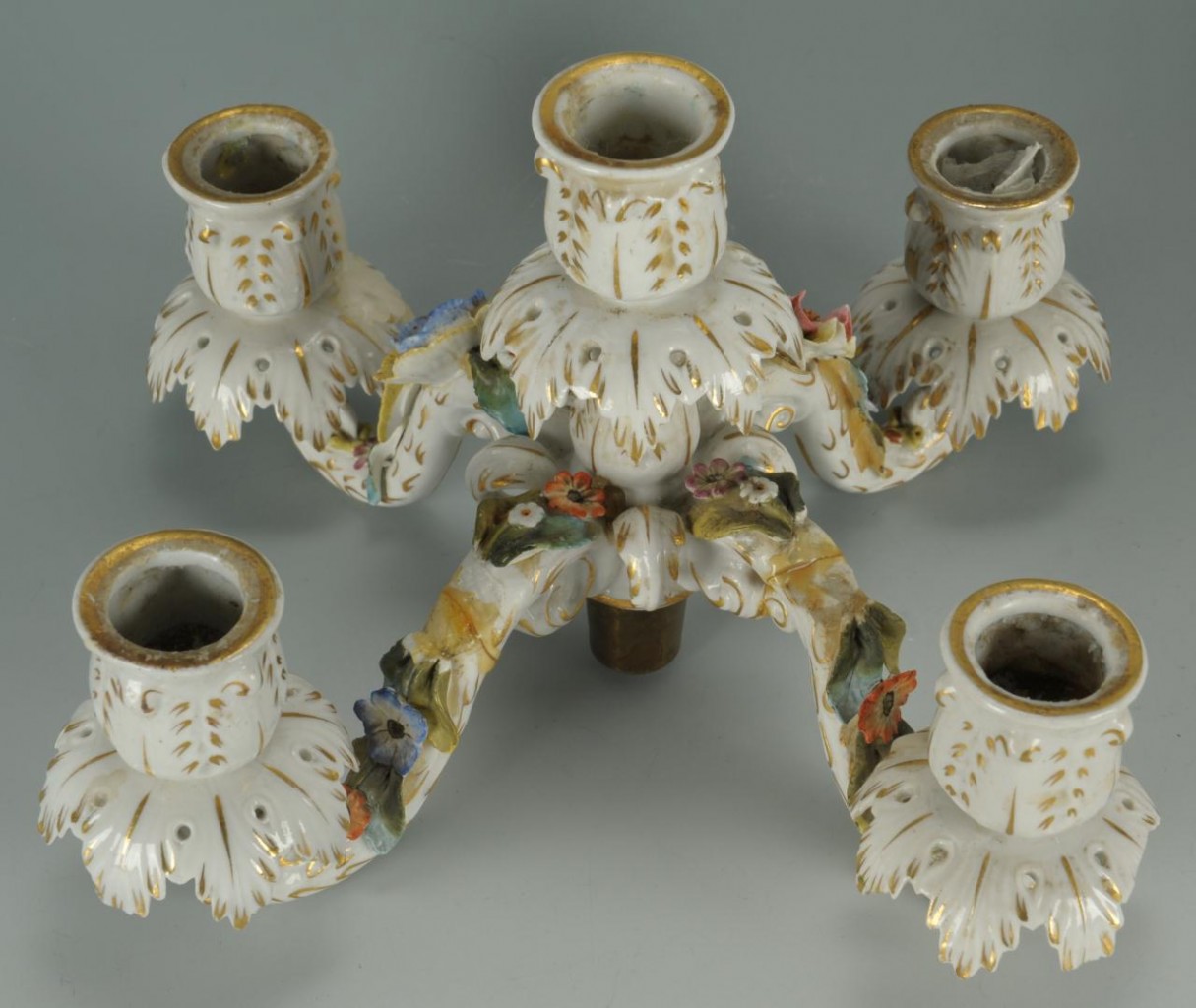 Lot 567: Pair of Meissen style candelabra