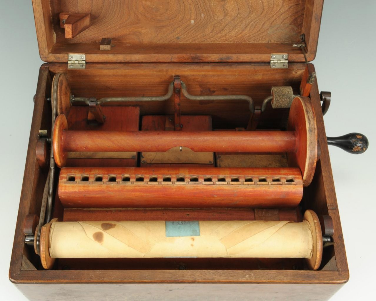Lot 603: Aurephone Roller Organette