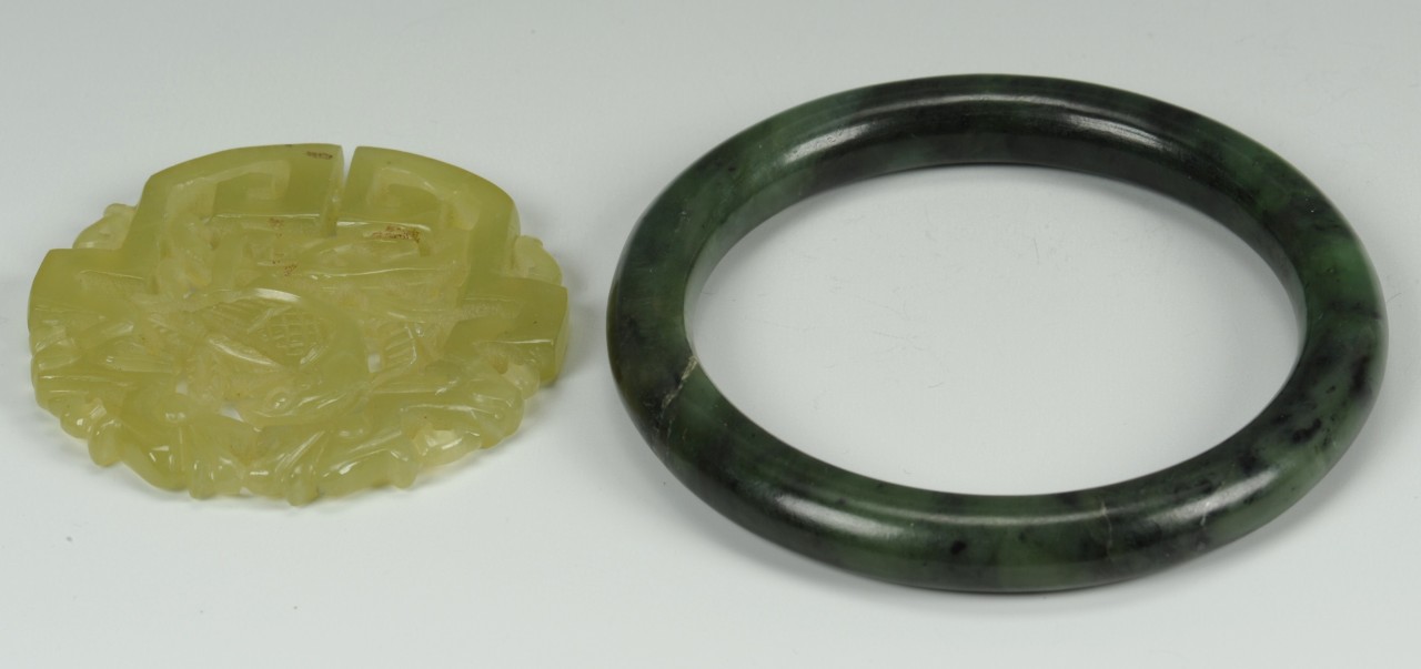 Lot 705: 2 pcs. Chinese Jade: Bi disc and bracelet