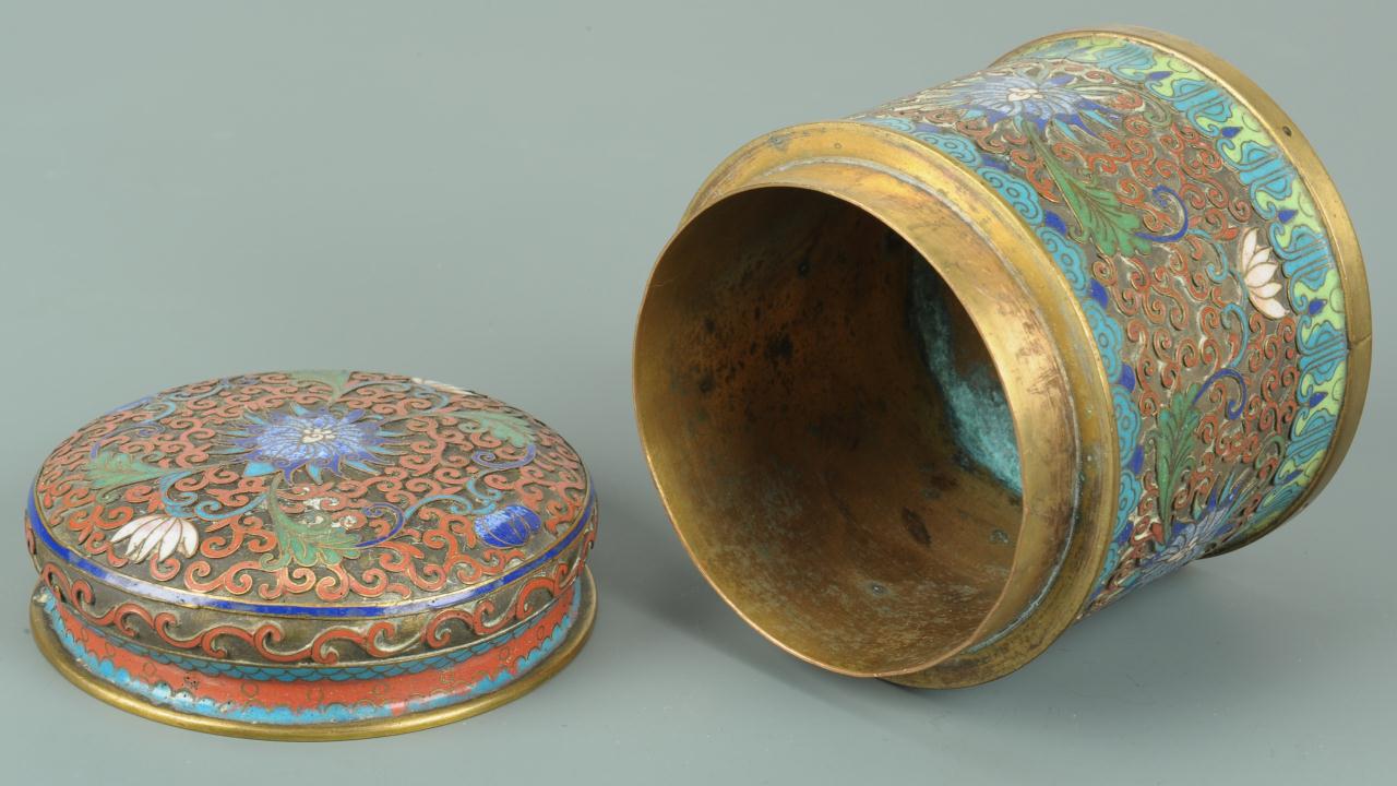 Lot 708: 5 Chinese Cloisonne and Brass Items