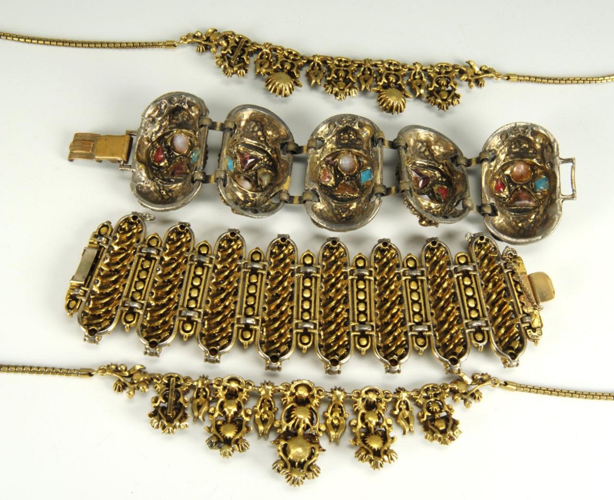 Lot 735: Costume Jewelry Incl Hollycraft & Sphinx & other