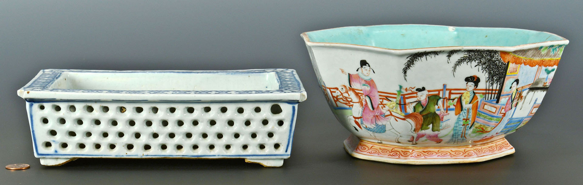 Lot 223: 2 Chinese Export Porcelain Items, Bowl & Planter
